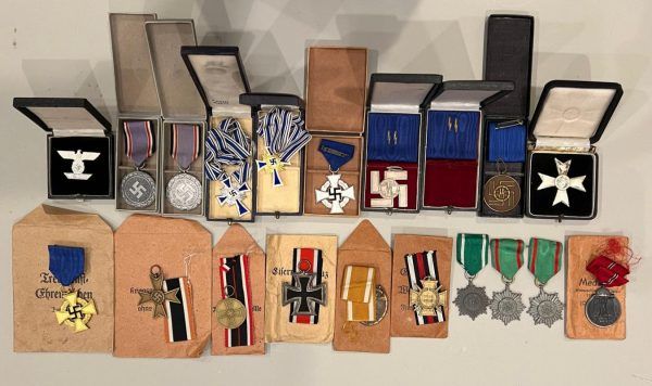 World War 2 medals and decorations collection